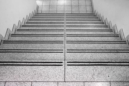 Granieten trappen: representatief, robuust en mooi!