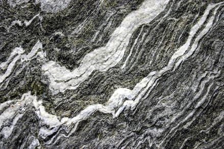 Gneis met fascinerende kleurovergangen in close-up